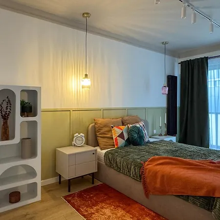 Color And Retro Global Office, Free Garage, Self Check-in דירה