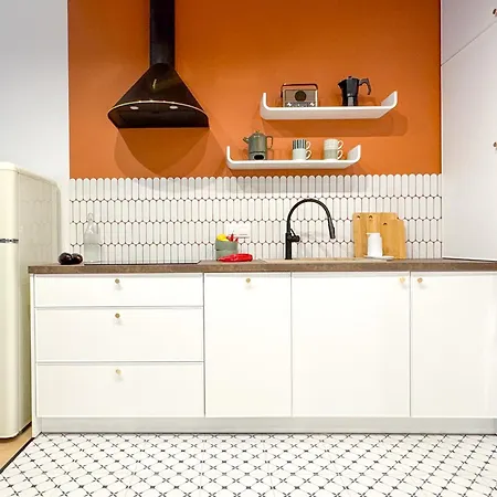 Color And Retro Global Office, Free Garage, Self Check-in Apartamento *