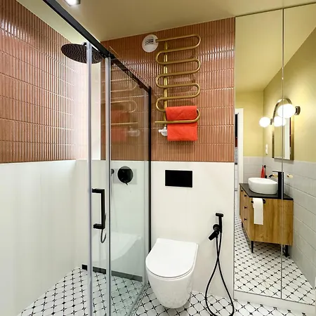 Color And Retro Global Office, Free Garage, Self Check-in דירה *