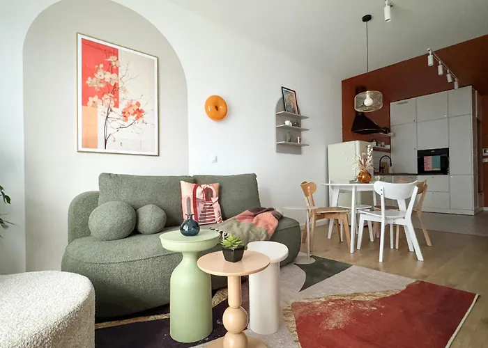 Color And Retro Global Office, Free Garage, Self Check-in 아파트