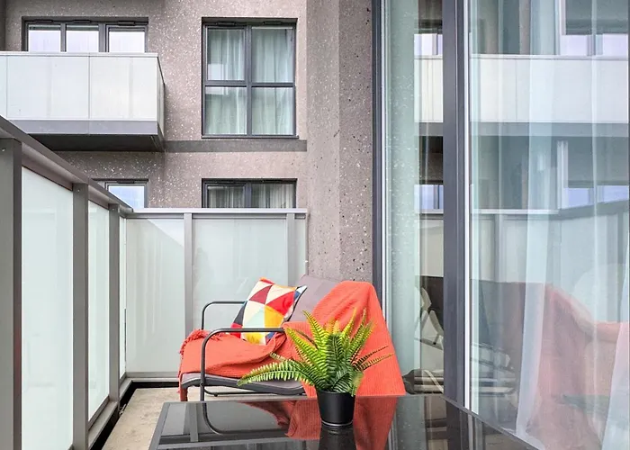 아파트 Color And Retro Global Office, Free Garage, Self Check-in *